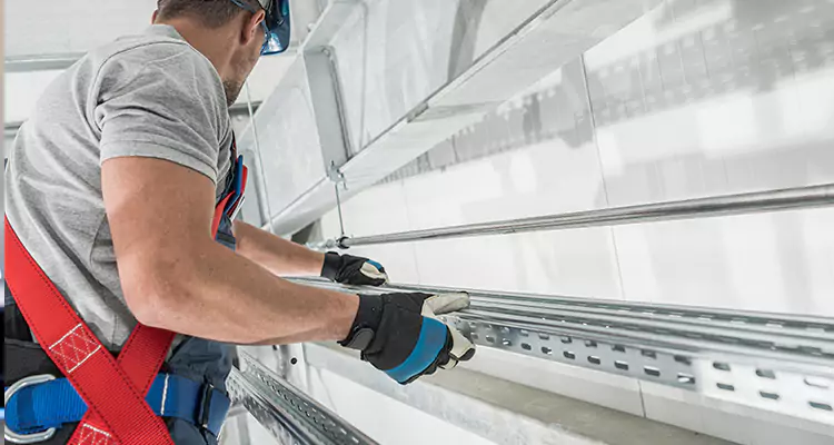 Glass Balcony Railing Replacement in Lakeside, FL